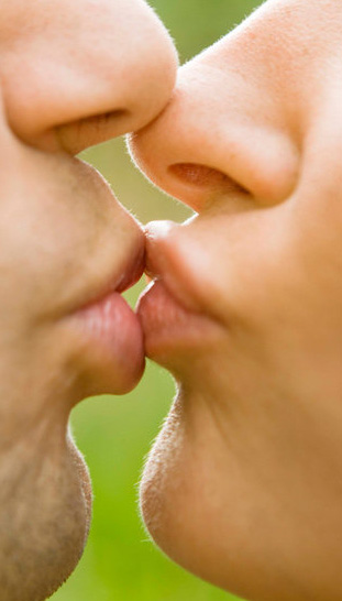 QUÉ SIGNIFICA UN BESO: QUÉ SIGNIFICA BESAR